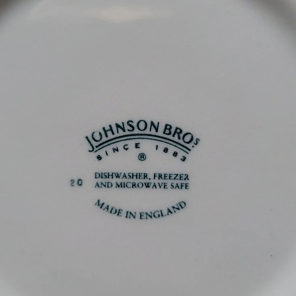 Johnson Brothers Floral Design Plate